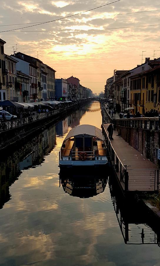 The Boheme Vintage Junior Suite ---- Cozy & Quiet & Comfortable With Private Bathroom & Fully Equipped Kitchenette & Cozy Balcony - Lift To 4Th Floor - Metro' Verde -Green Subway Porta Genova Milan Luaran gambar